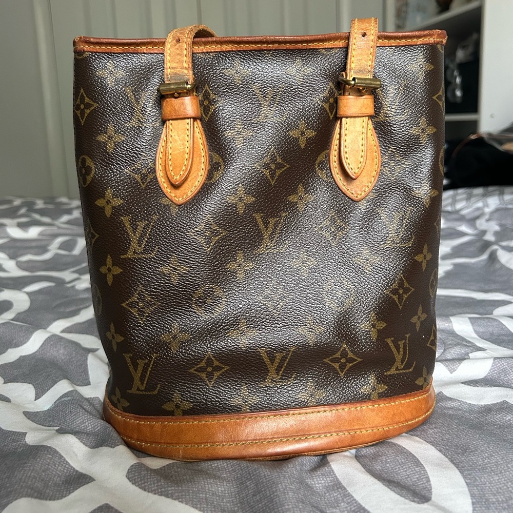 Vintage Louis Vuitton Petit Bucket Bag